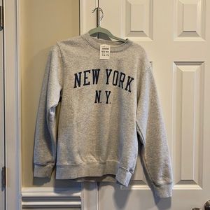 Brandy Melville Crewneck
